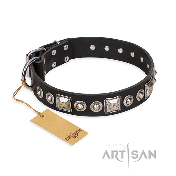 Full grain leather dog collar made of top notch material with strong D-ring