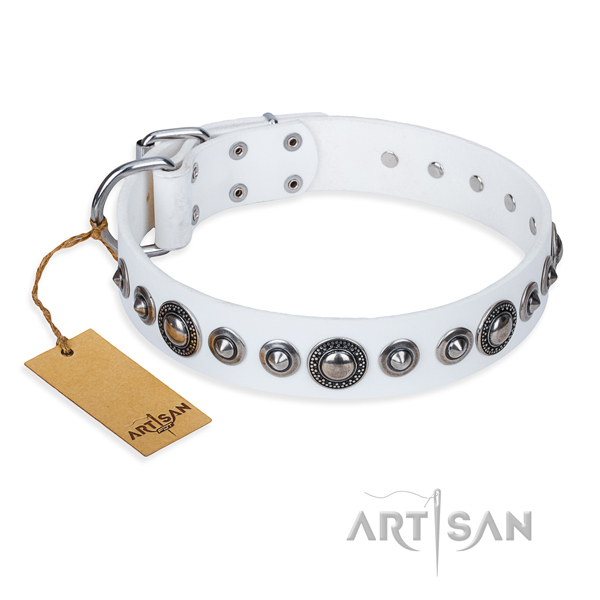 Full grain leather dog collar made of top notch material with reliable buckle