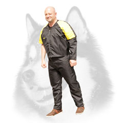 Lightweight scratch protection jacket